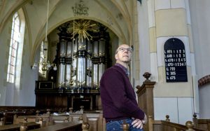 Lezing door Jur Bekooy in de Hippolytuskerk te Middelstum